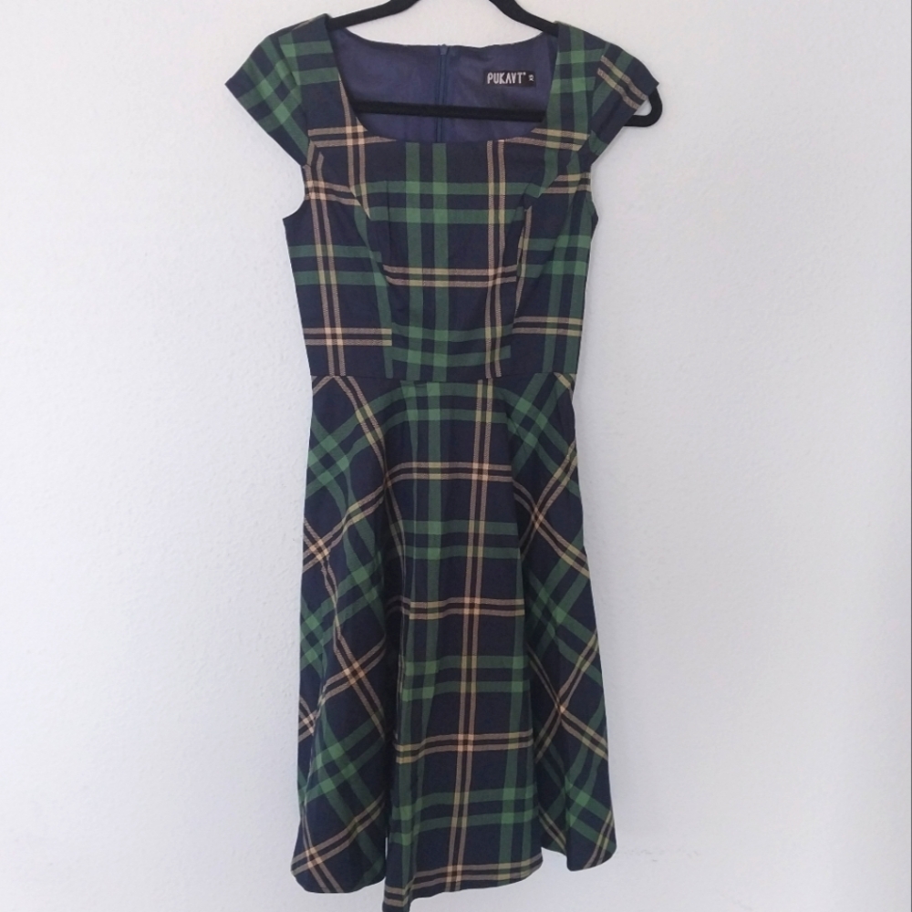 Pukavt Green and Blue Retro Plaid Cap Sleeve Square Neck Fit & Flare Dress